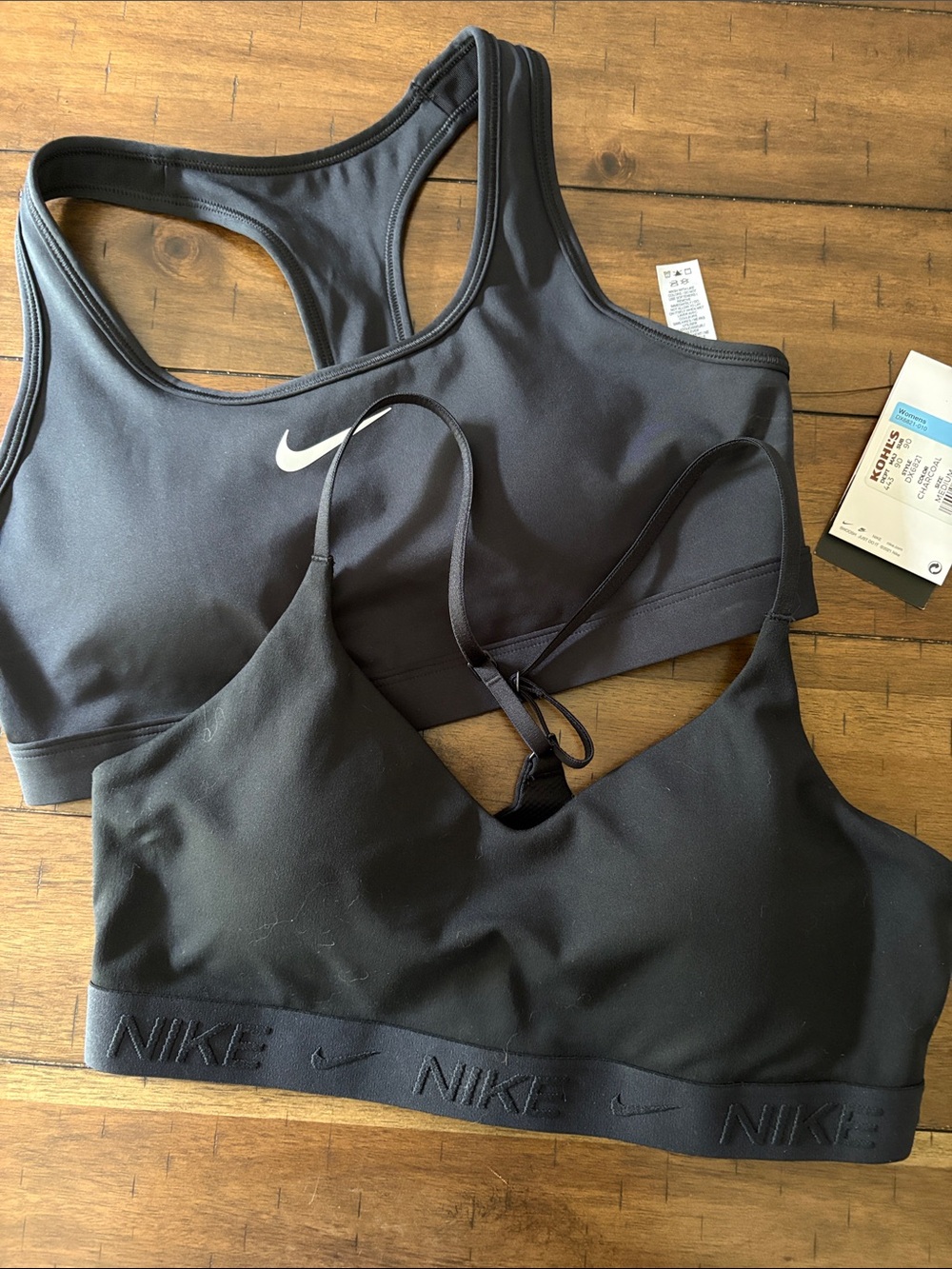 Nike Women’s set lot of 2 sports bras padded athletic size medium NWT